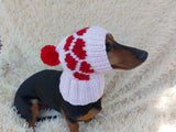 Pet hat with hearts for dog wool winter and pompom