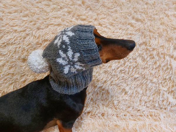 Christmas pet clothing with snowflakes, snood hat with snowflakes for dog