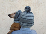 Hats with pom-poms for the hostess and the dachshund set